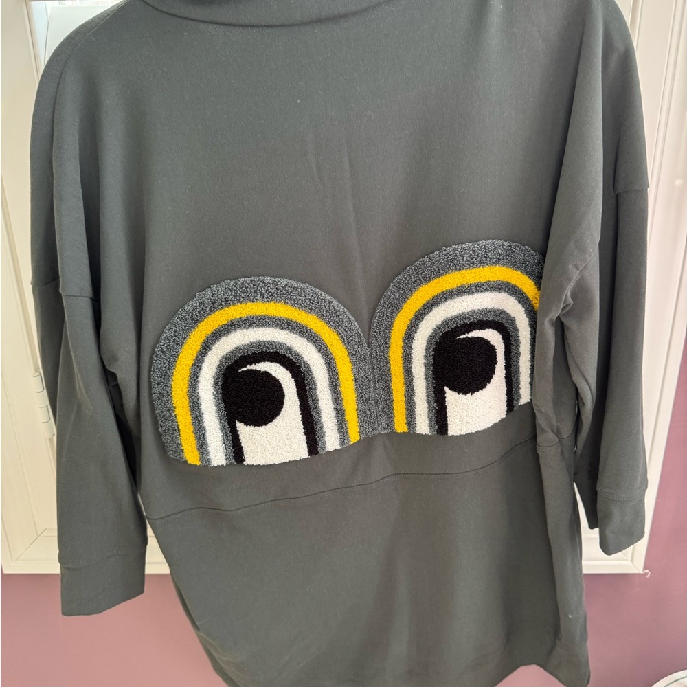 Gray Graphic Sweatshirt